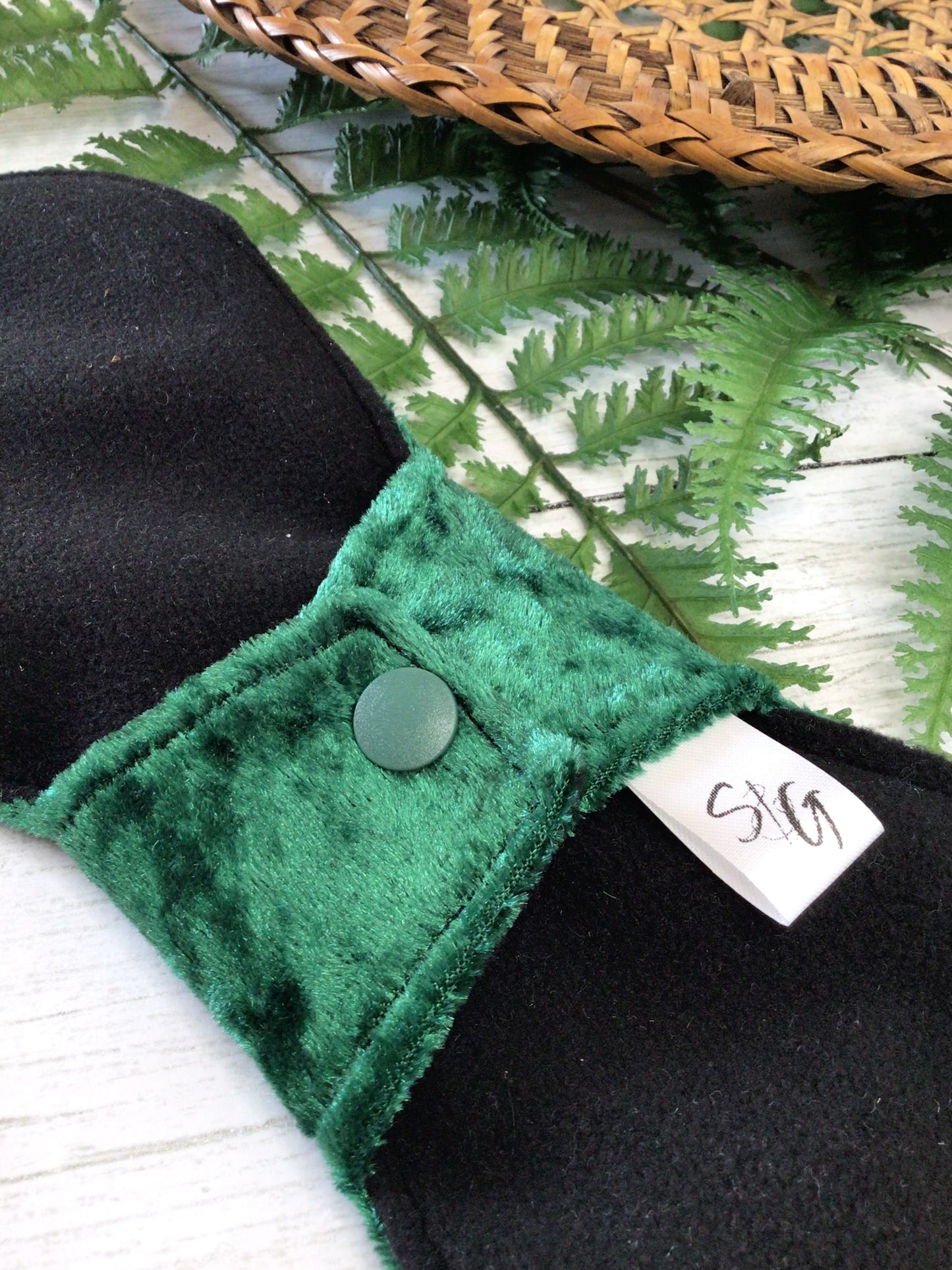 12” Overnight pad in crushed velvet (RTS)
