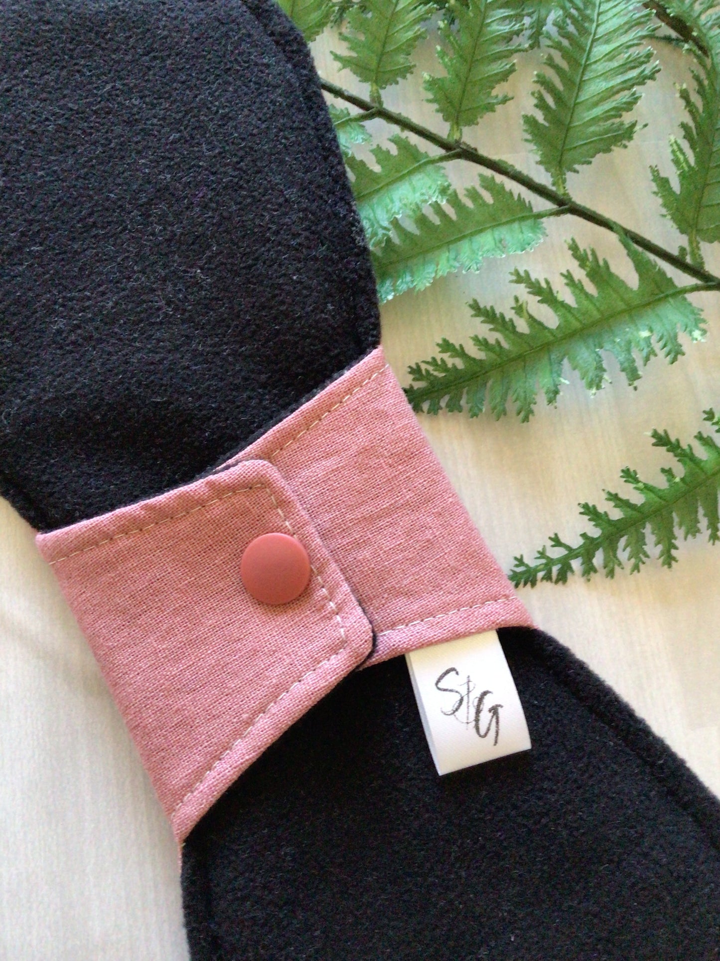 11” Heavy Gusher pad in linen/cotton (RTS)