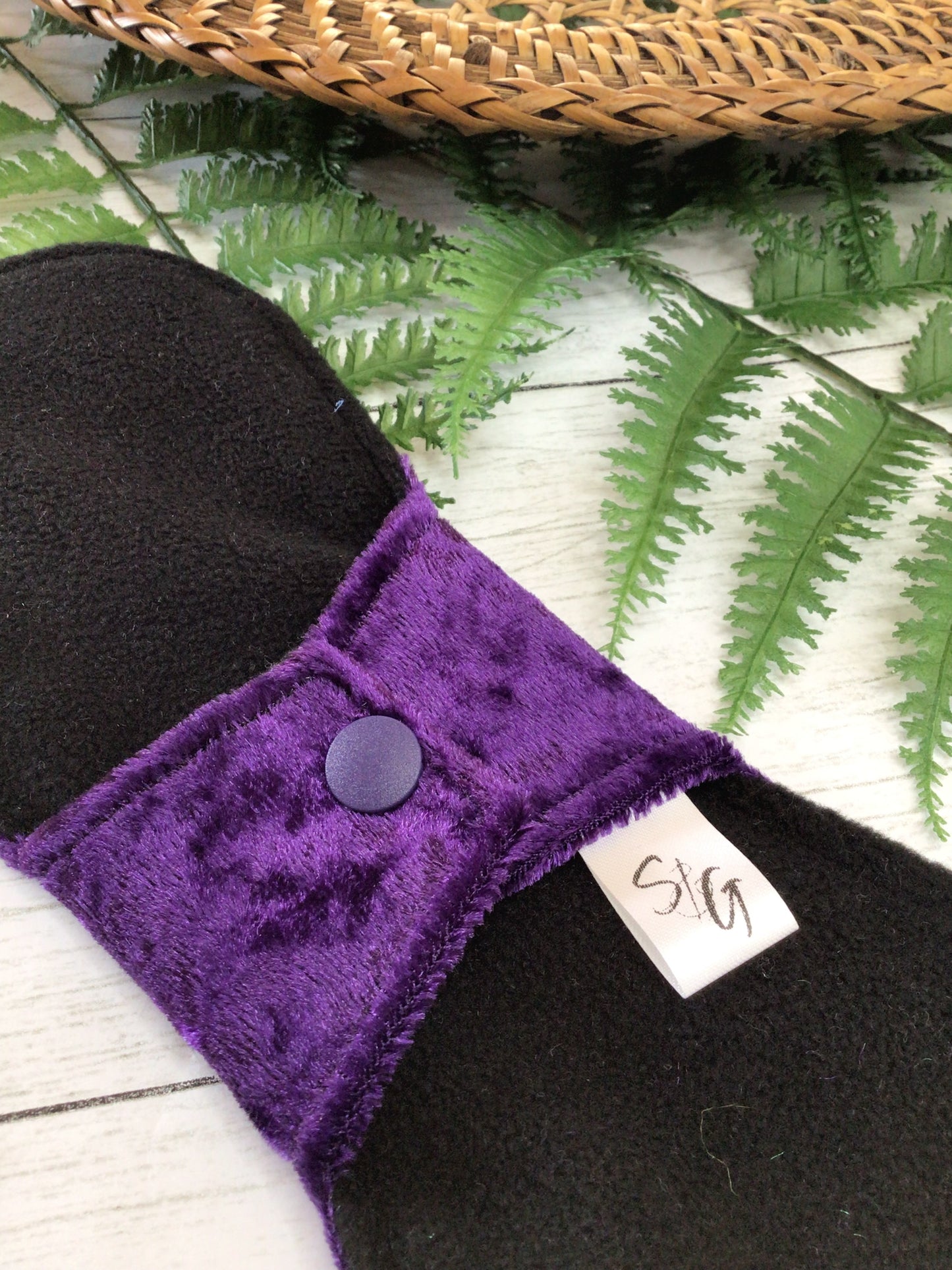 10” Heavy pad in crushed velvet (RTS)