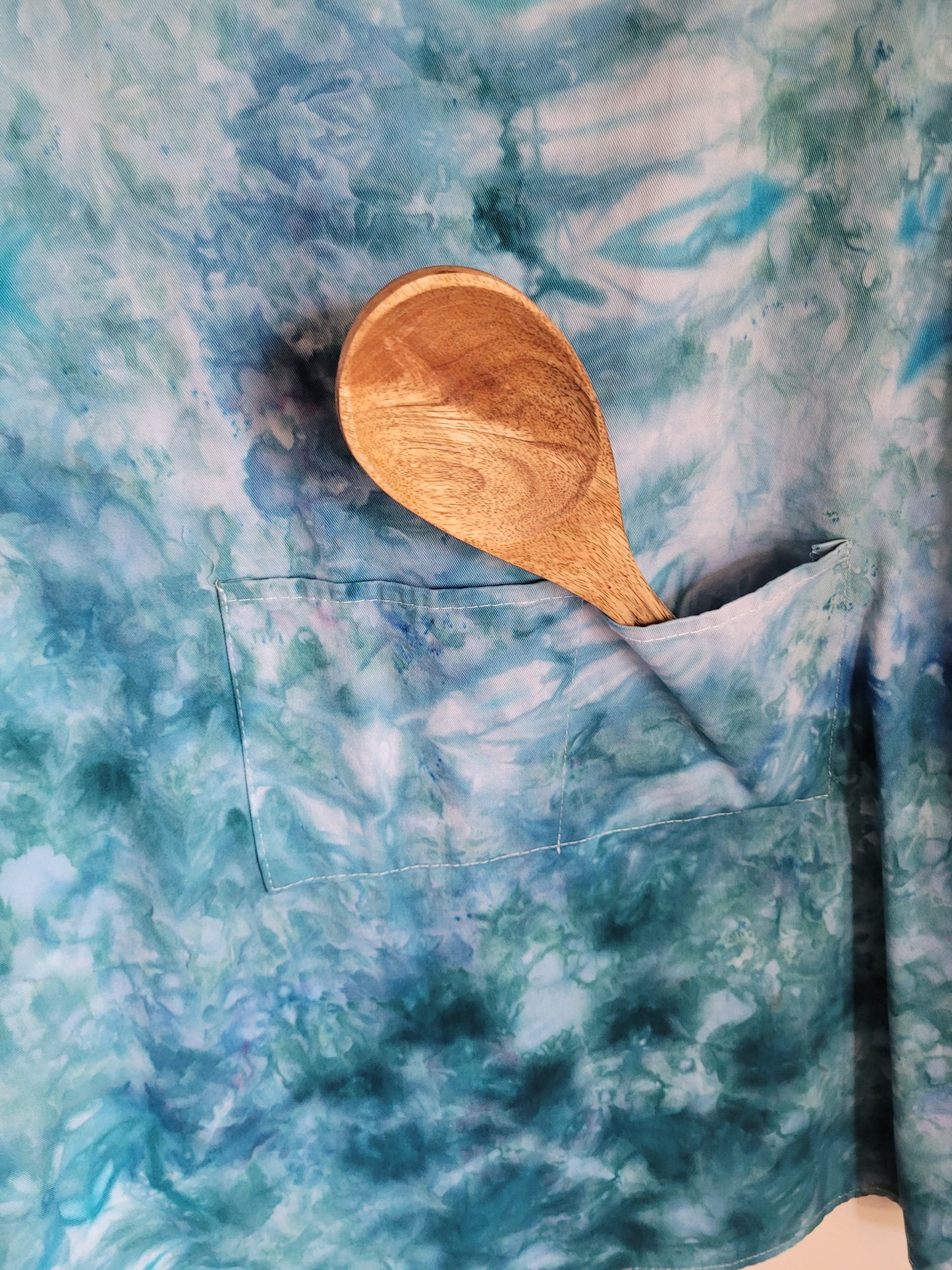 Ice dyed adult Apron