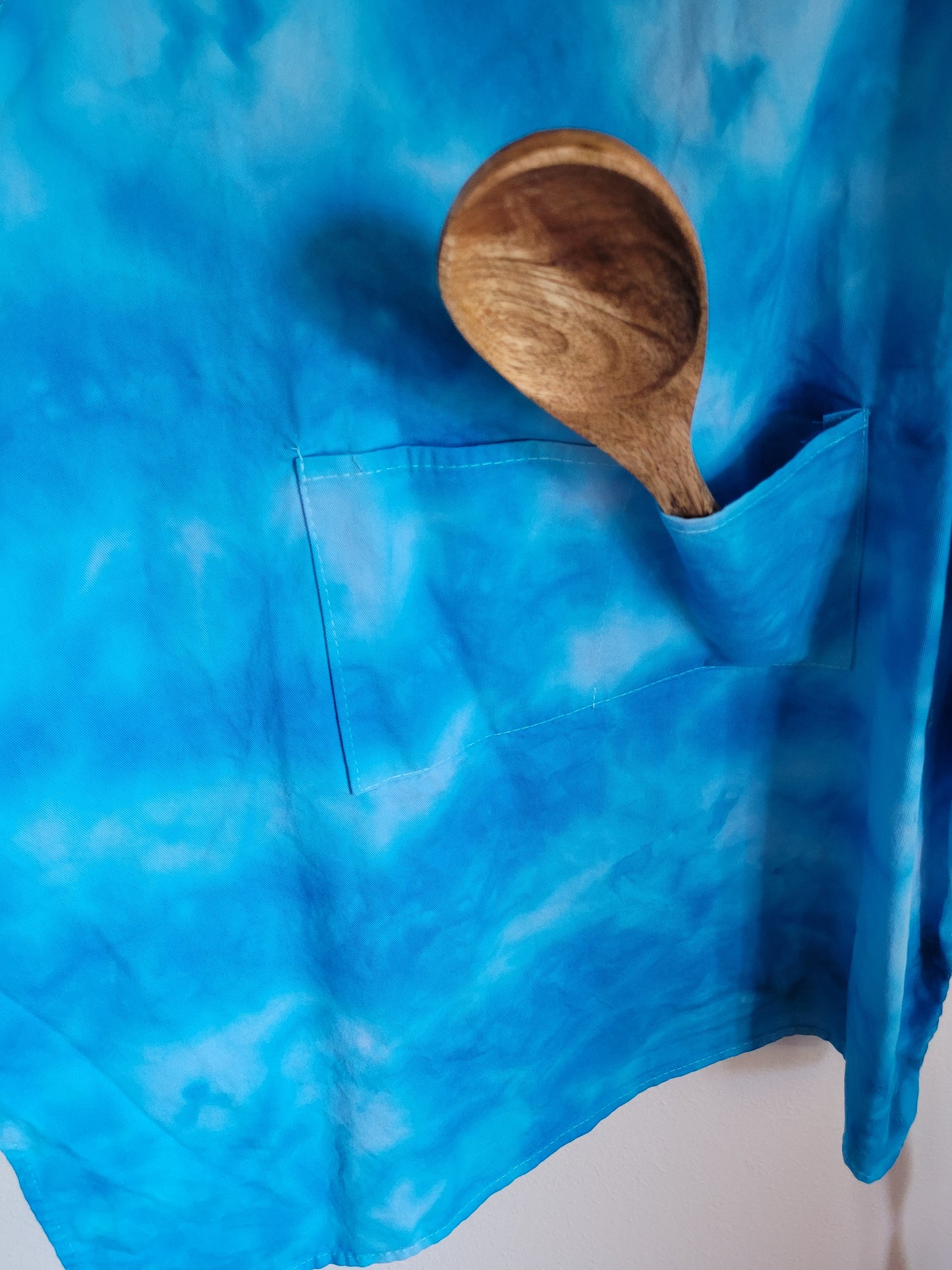 Ice dyed adult Apron