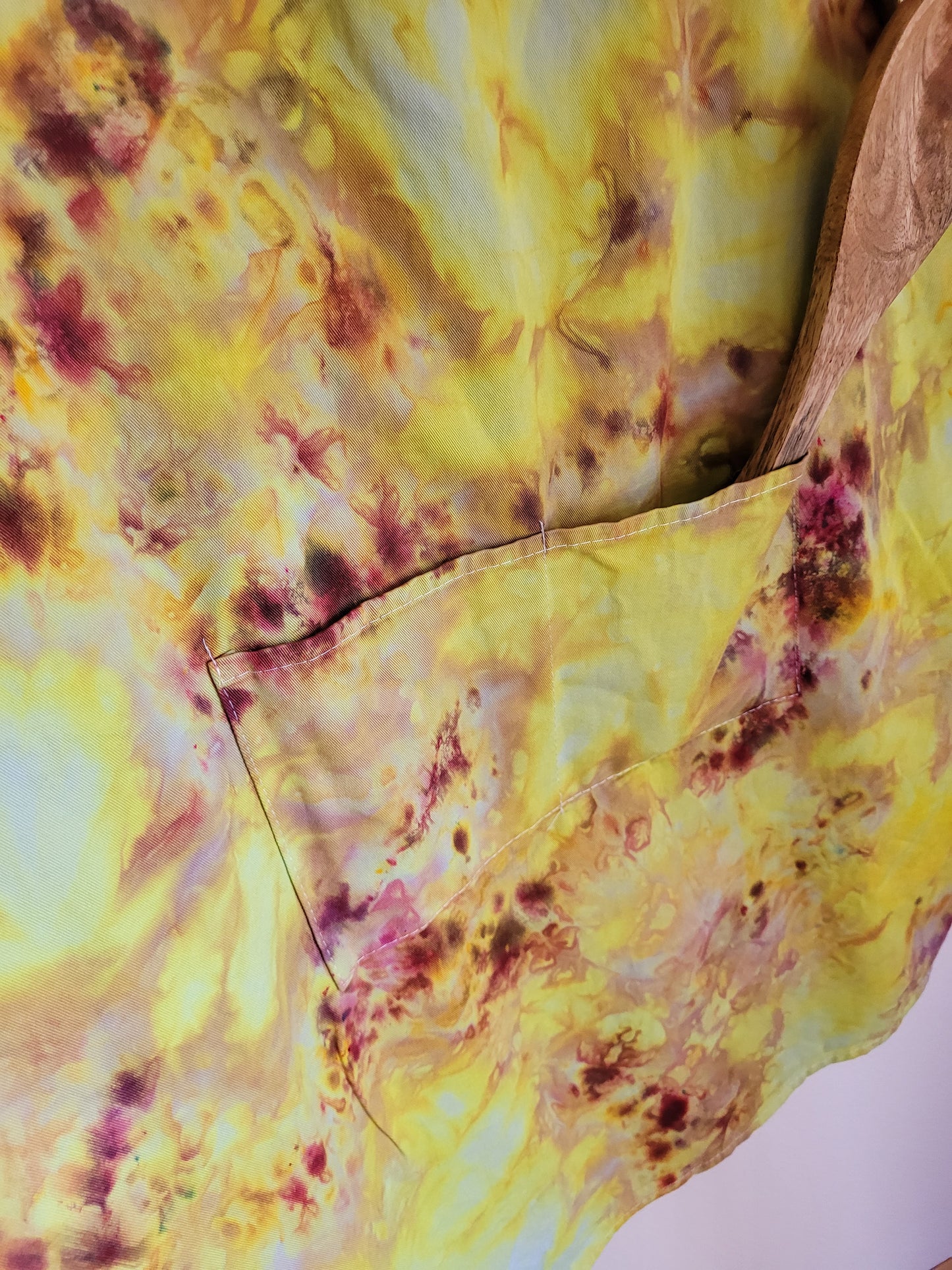 Ice dyed adult Apron