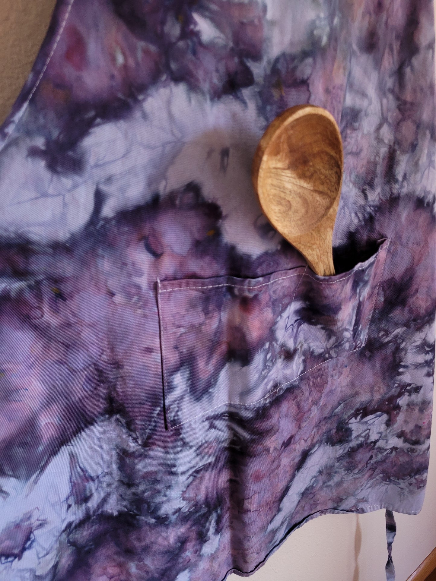 Ice dyed adult Apron