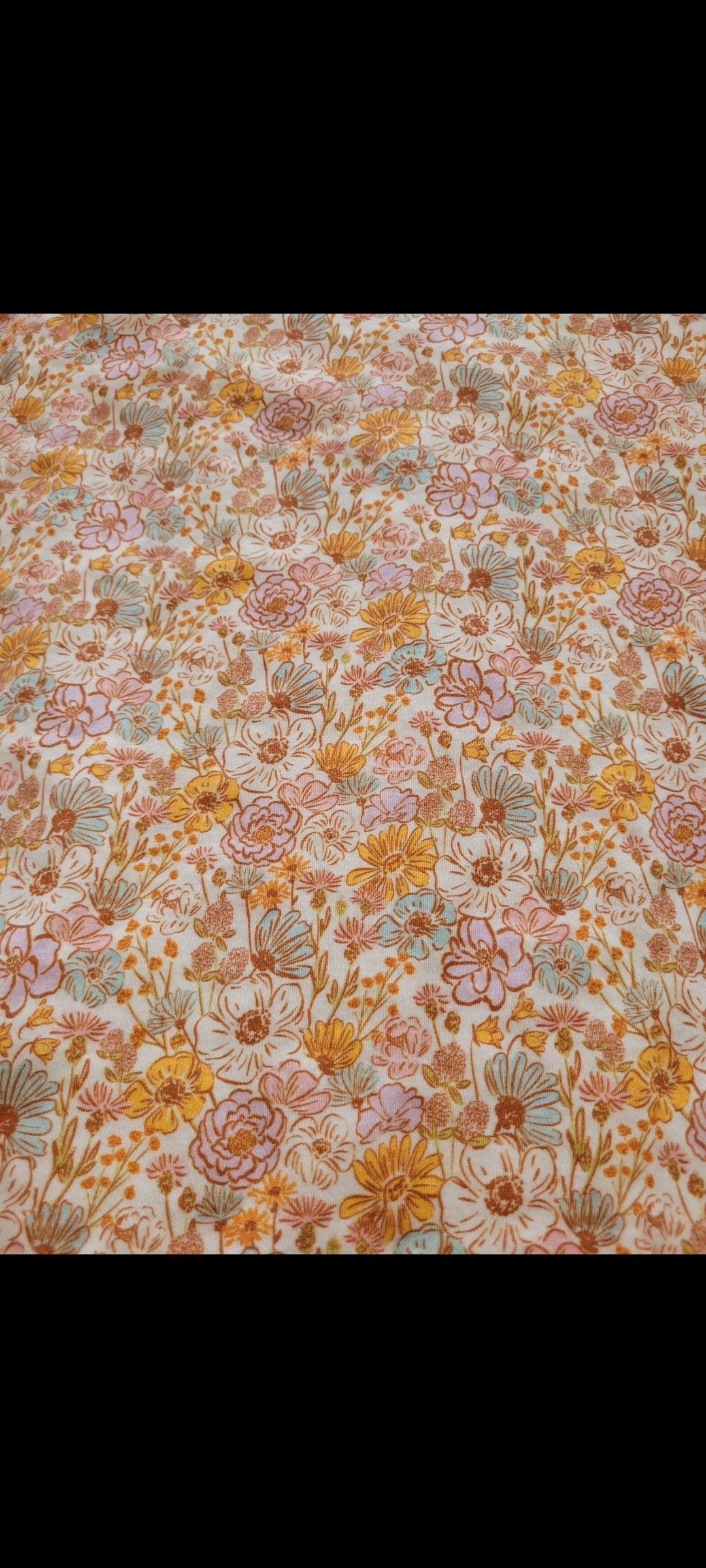 Garden Banquet. Organic cotton interlock cloth pads (made to order) *Round shape, top stitched