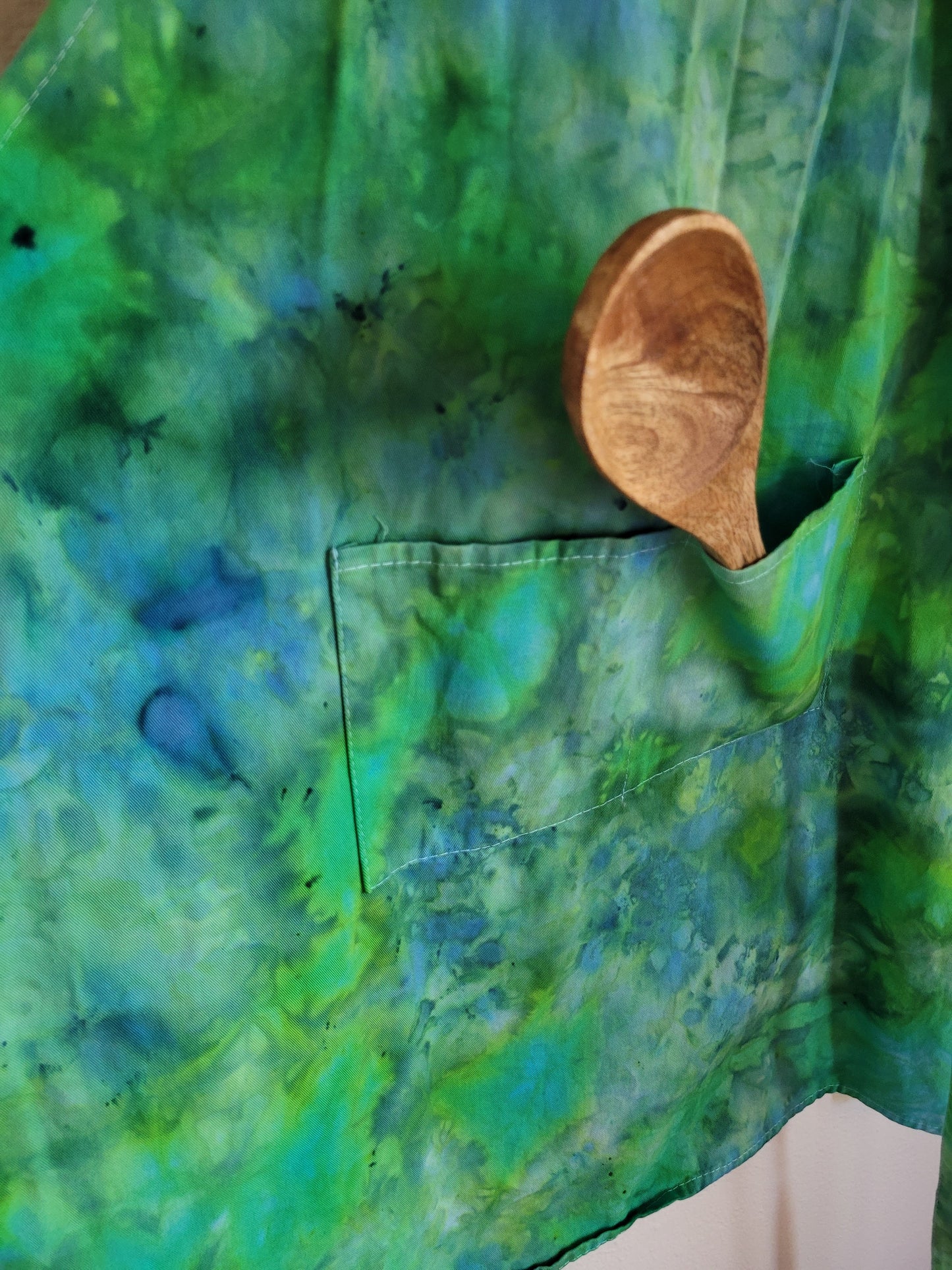 Ice dyed adult Apron