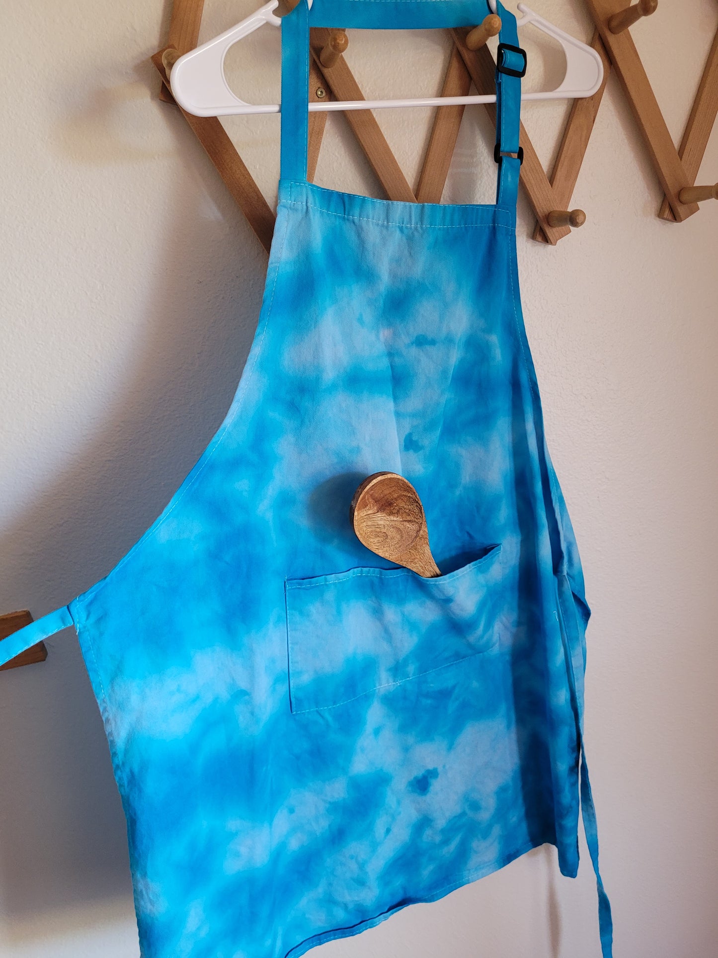Ice dyed adult Apron