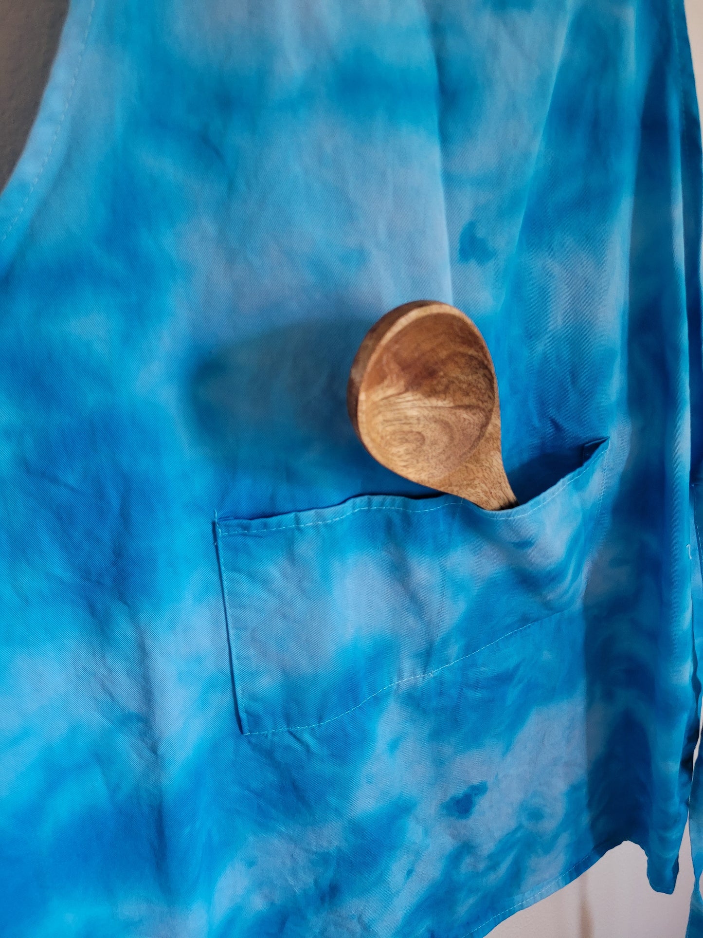 Ice dyed adult Apron