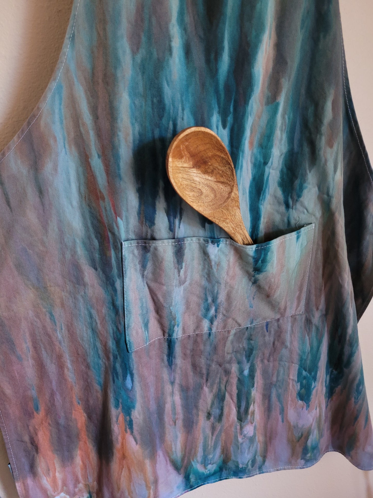 Ice dyed adult Apron