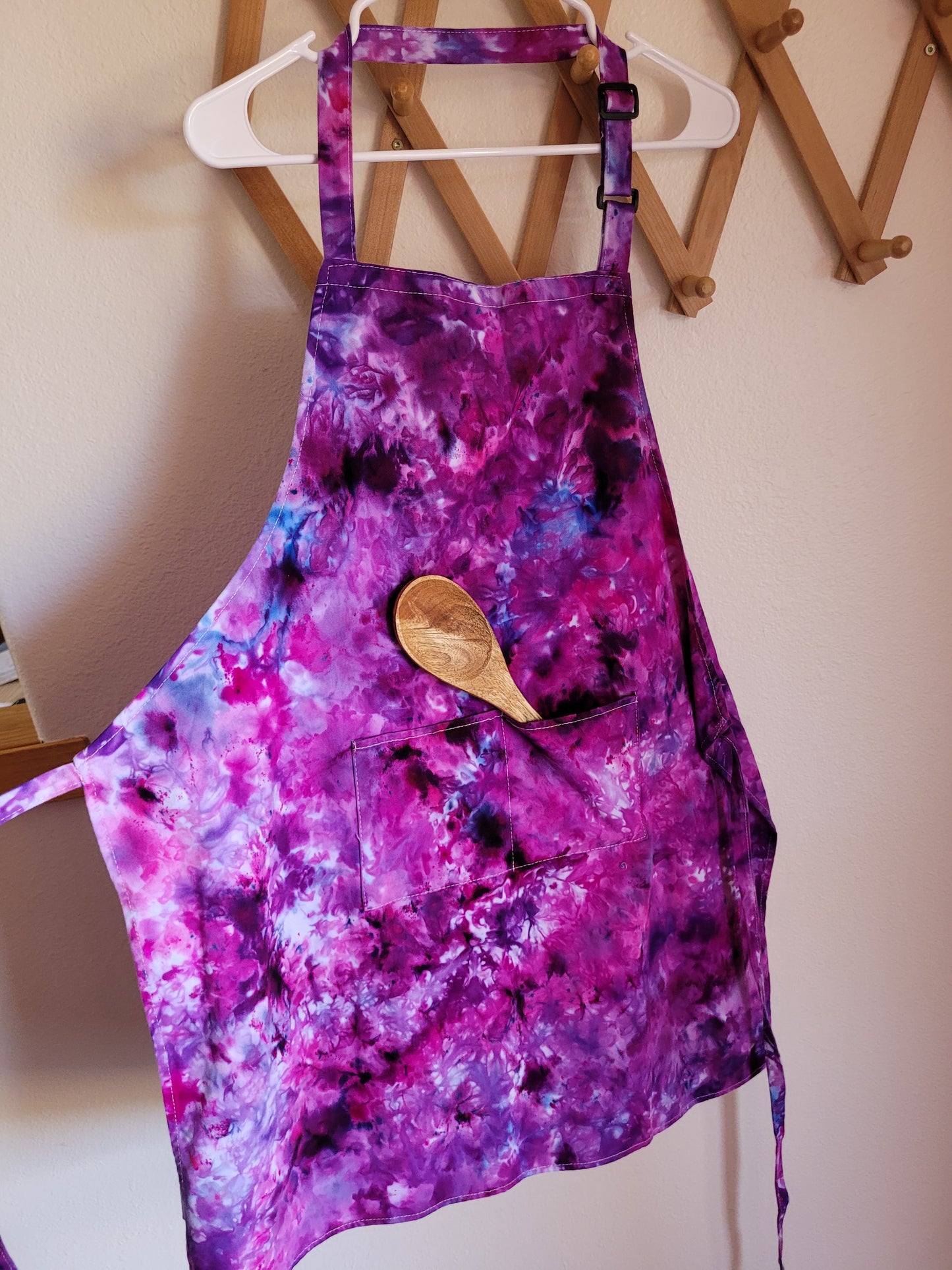 Ice dyed adult Apron