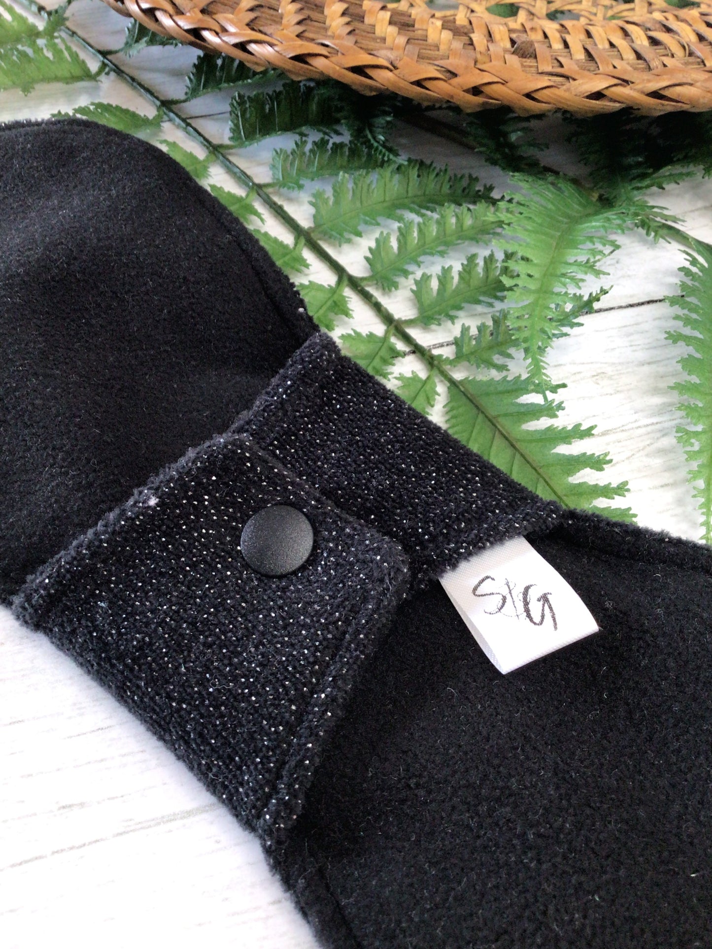 12” Heavy pad in Sparkly black cotton velour (RTS)