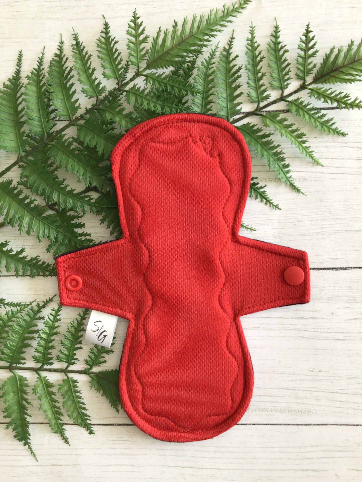 Athletic wicking jersey cloth pads (Made to order) Red