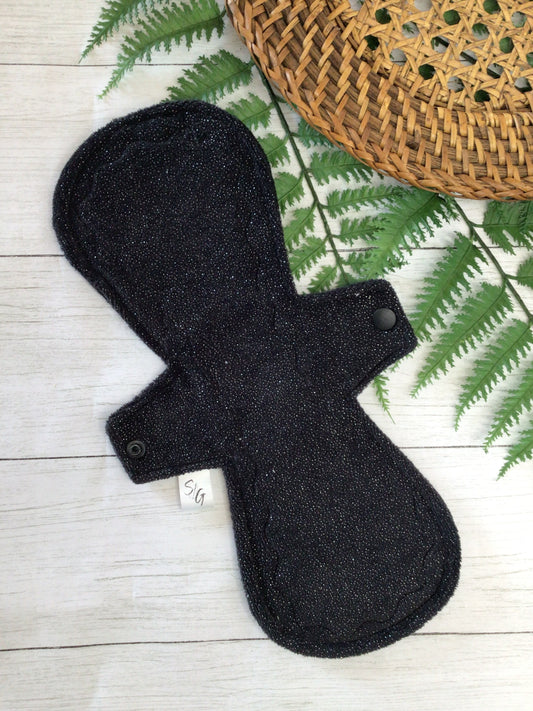 12” Heavy pad in Sparkly black cotton velour (RTS)