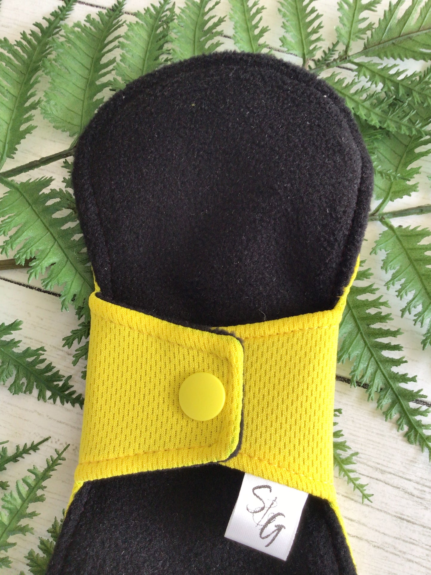 Athletic wicking jersey cloth pads (Made to order) Yellow