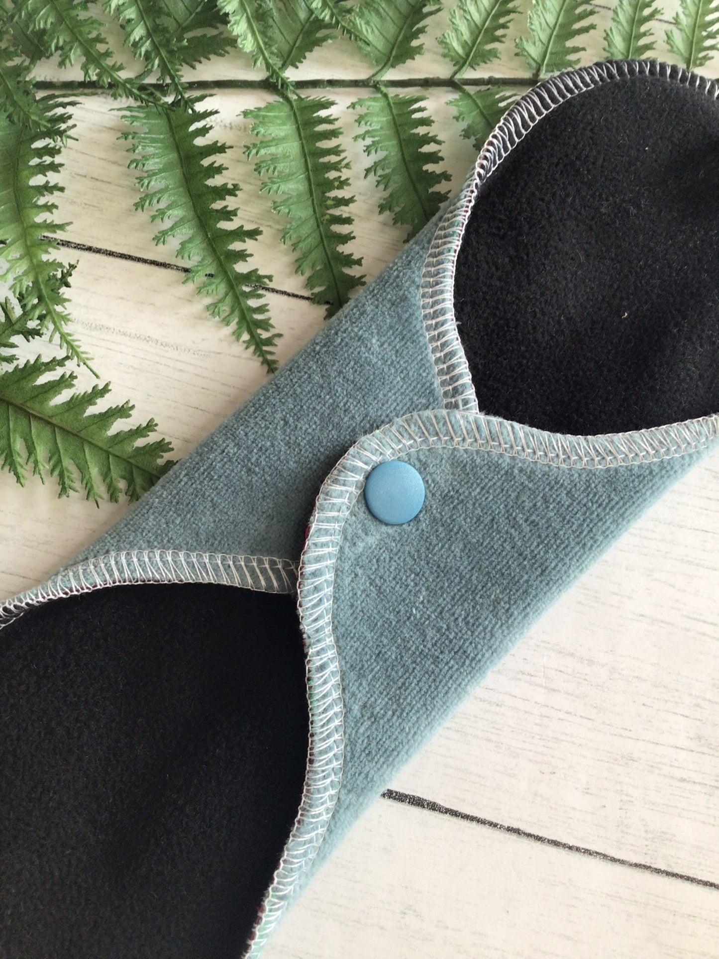 Dark tropics cotton velour Wrap wing cloth pads (made to order)