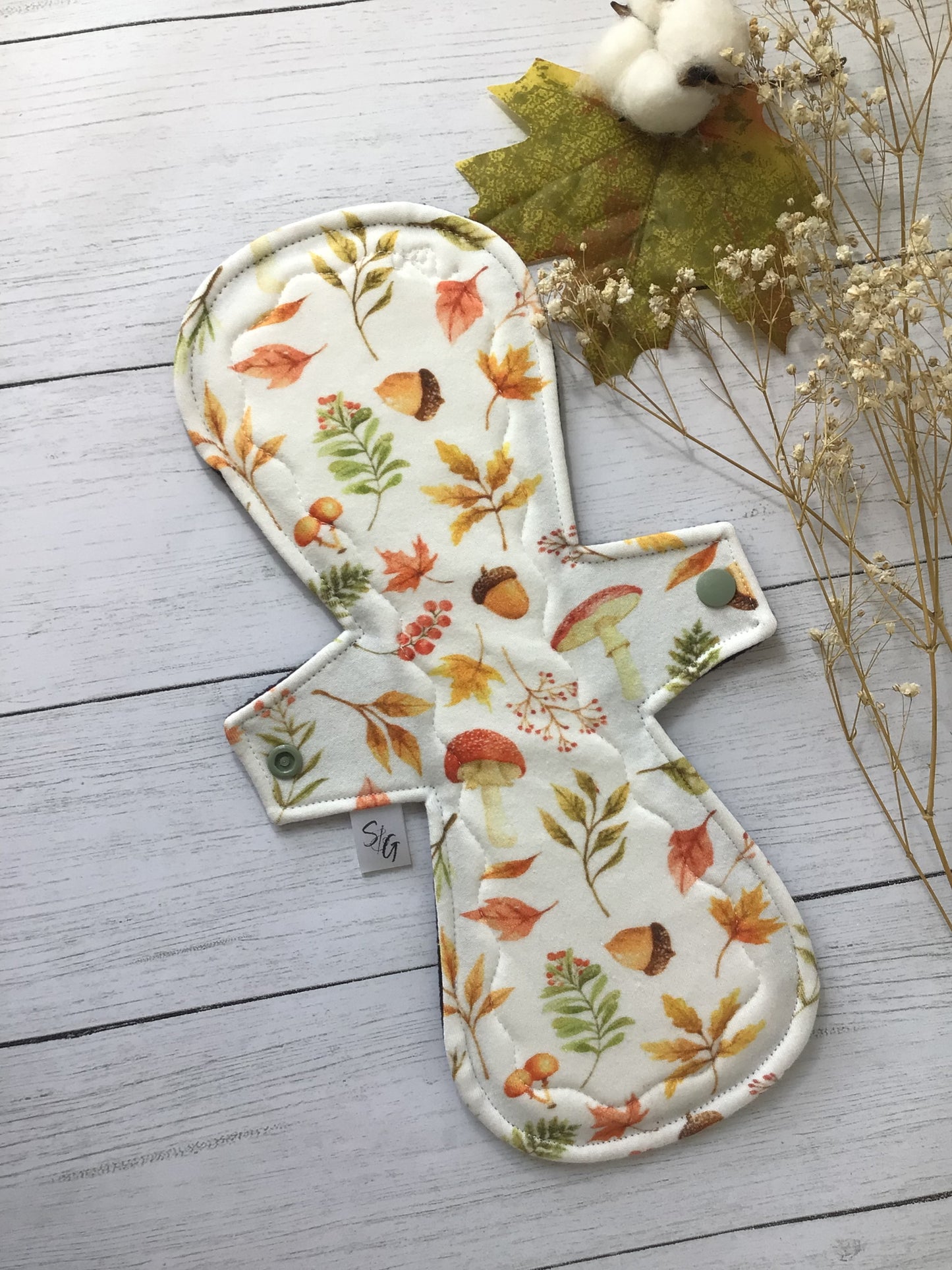 Organic Fall Foliage cotton interlock cloth pads (made to order) *Round shape