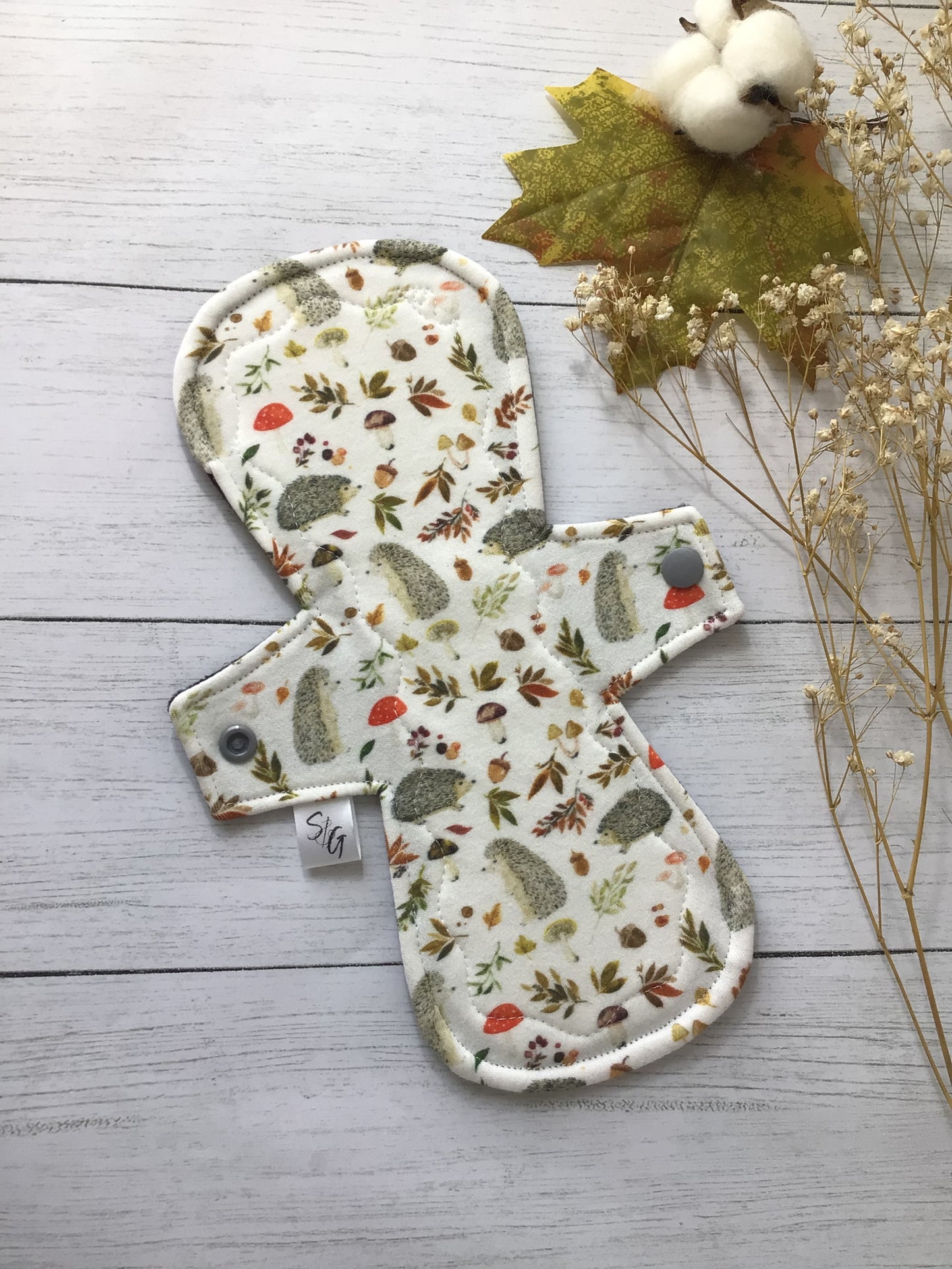 Organic Fall hedgehogs cotton cloth pads (made to order) *Round shape