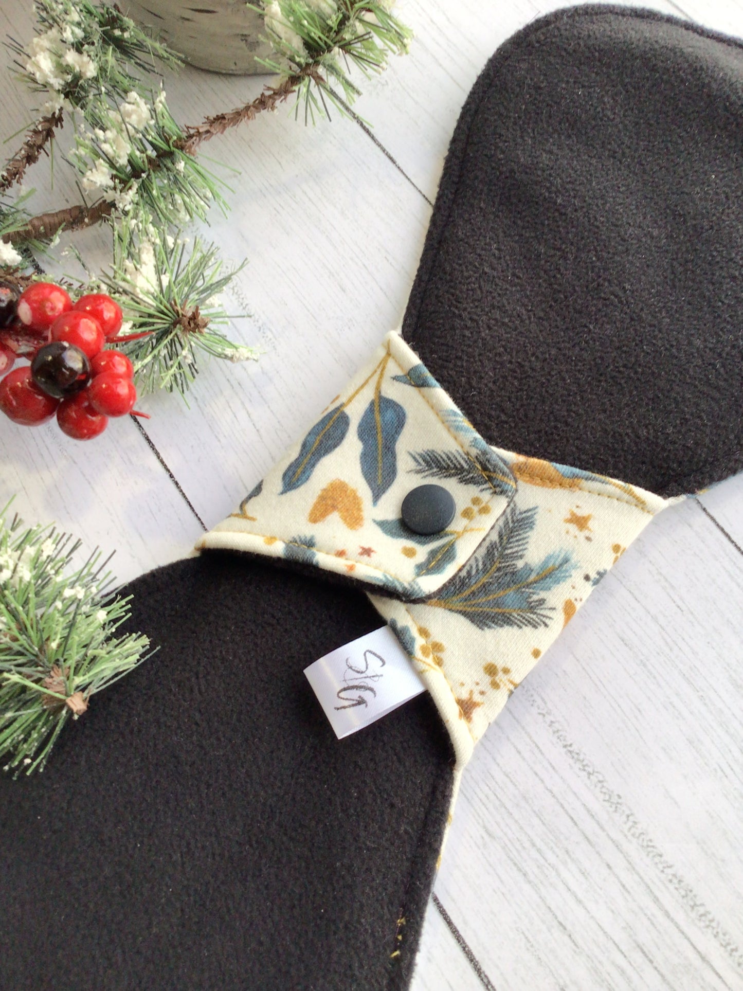 Winter mistletoe sprigs Organic cotton cloth pads (made to order)