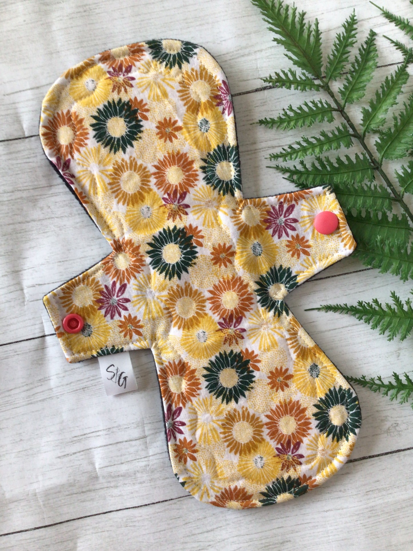 Strawflower cotton print cloth pads (Made to order)