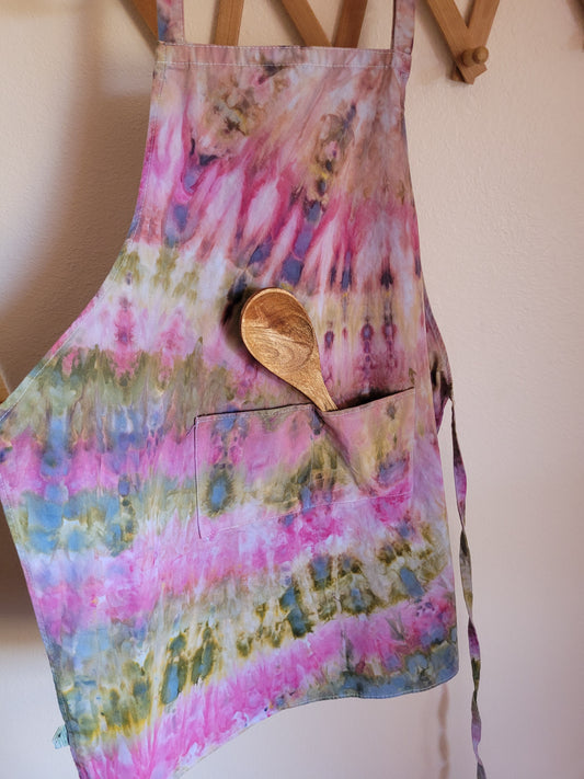 Ice dyed adult Apron