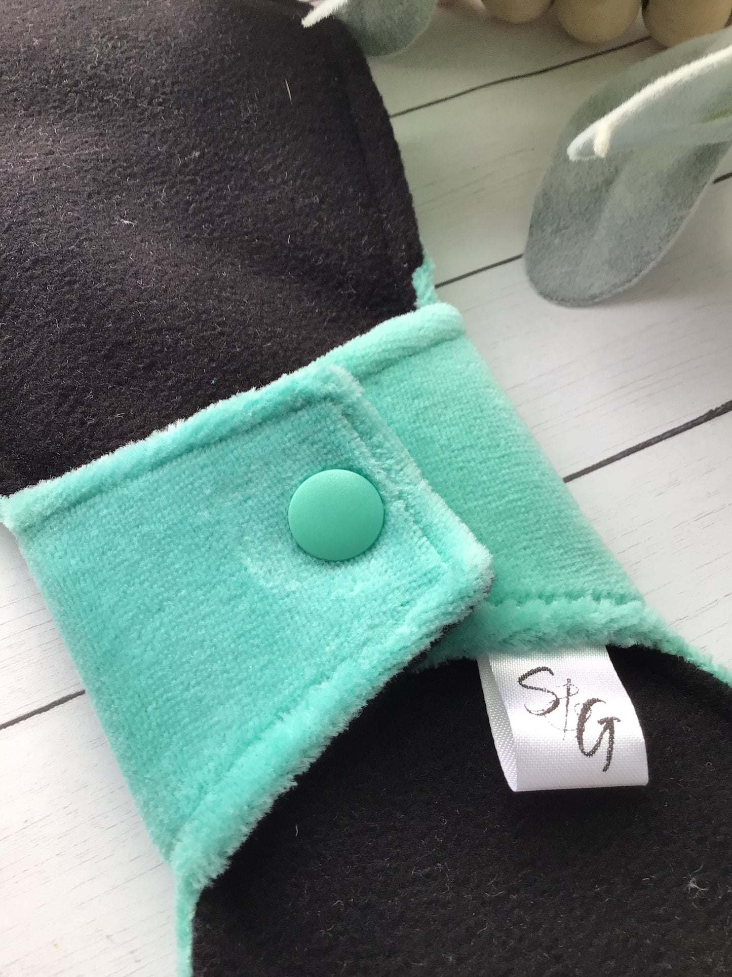 Mermaid green cotton velour cloth pads (made to order)