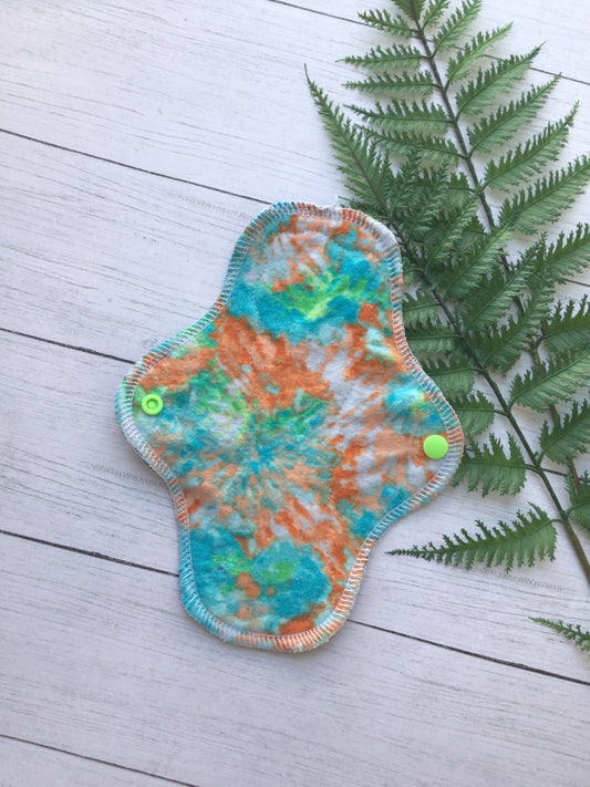 Tie dye flannel wrap wing cloth pads (Made to order)